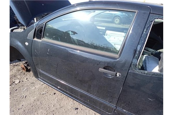 Recambio de puerta delantero izquierda para citroen c2 1.1 referencia OEM IAM 9002T1 Recambio de puerta delantero izquierda para citroen c2 1.1 referencia OEM IAM 9002T1