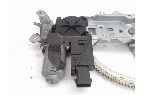 Recambio de mecanismo elevalunas delantero derecho para opel corsa c referencia OEM IAM   