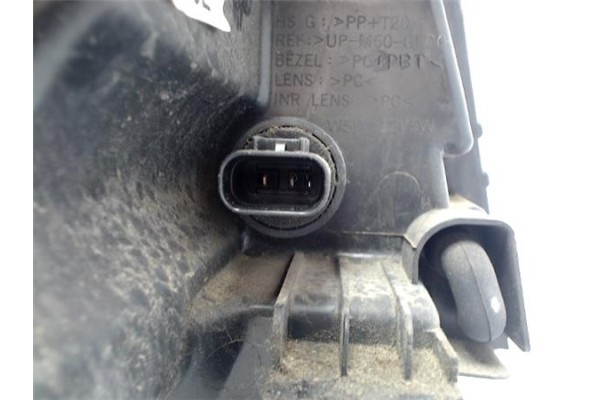 Recambio de faro delantero izquierdo para hyundai matrix (fc) referencia OEM IAM 9210117010  