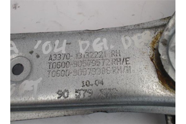 Recambio de mecanismo elevalunas delantero derecho para opel zafira a referencia OEM IAM 5140084  