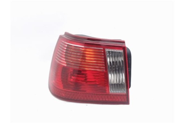 Recambio de piloto trasero izquierdo para seat ibiza (6k1) 1.4 referencia OEM IAM 6K6945257C  