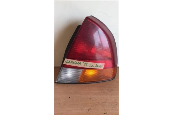 Recambio de piloto trasero derecho para mitsubishi carisma berlina 5 (da0) 1.6 1600 gl referencia OEM IAM MB944544 29210202 