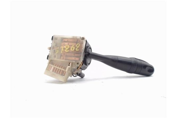 Recambio de mando de luces para toyota corolla (e12) 2.0 d-4d referencia OEM IAM 1736482  