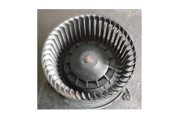 Recambio de motor calefaccion para ford mondeo iii (b5y) 1.8 16v referencia OEM IAM 1S7H18456AB 01305508700 