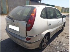nissan almera tino (v10m) del año 2002