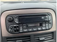 Recambio de autoradio para jeep grand cherokee (wj/wg) 2.7 crd laredo referencia OEM IAM 5064385AD  