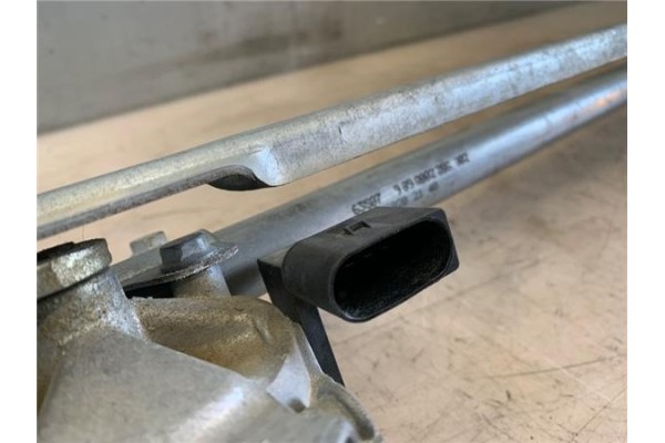 Recambio de motor limpiaparabrisas delantero para mercedes-benz clase b (bm 245) 2.0 180 cdi (245.207) referencia OEM IAM A16982