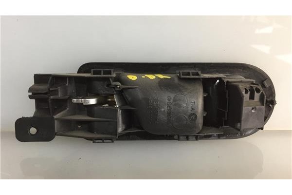 Recambio de manilla int. puerta delantero derecha para volkswagen golf iv berlina (1j1) 1.9 tdi referencia OEM IAM 3B1837114  