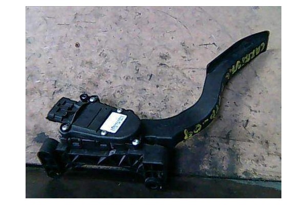 Recambio de potenciometro pedal gas para kia carnival (2007) 2.9 crdi referencia OEM IAM  070813E0469 
