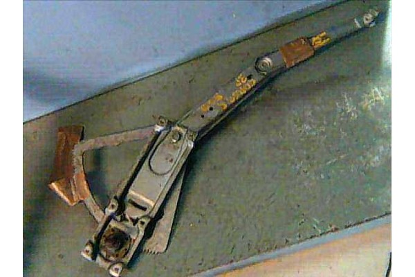 Recambio de elevalunas manual delantero izquierdo para opel corsa c 1.2 16v referencia OEM IAM   