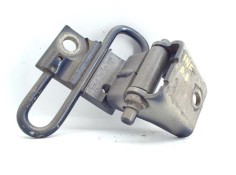 BISAGRA INF. PUERTA DELANTERO DERECHA 0831417A 