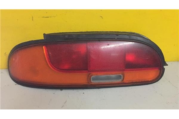 Recambio de piloto trasero izquierdo para nissan 100 nx (b13) 1.6 básico referencia OEM IAM 33063332  