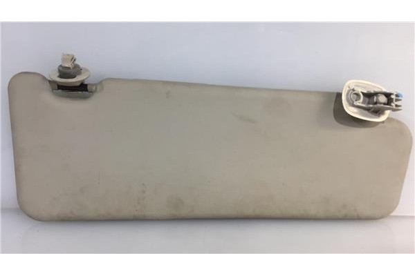 Recambio de parasol izquierdo para dacia sandero i 1.2 ambiance referencia OEM IAM 964016685R  