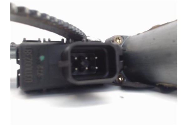 Recambio de mecanismo elevalunas delantero derecho para opel zafira a referencia OEM IAM 90579356  