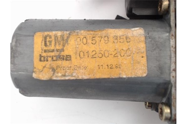 Recambio de mecanismo elevalunas delantero derecho para opel zafira a referencia OEM IAM 90579356  