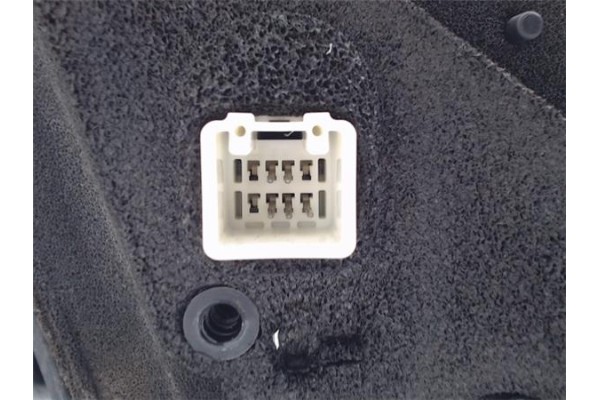 Recambio de retrovisor electrico izquierdo para mazda 6 berlina (gg) referencia OEM IAM   