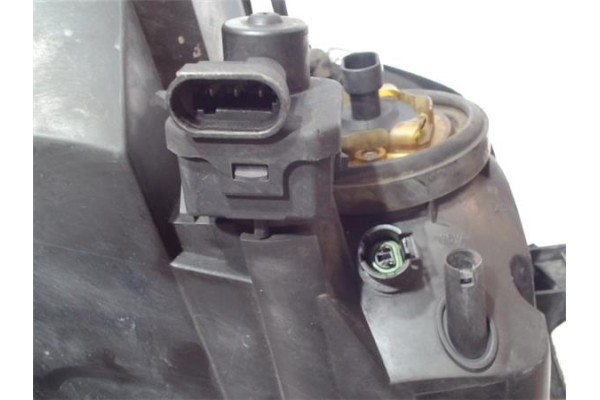 Recambio de faro delantero izquierdo para renault clio ii fase i (b/cb0) 1.9 d (b/cb0e) referencia OEM IAM 260607414R  