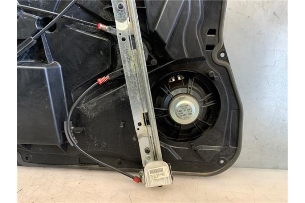 Recambio de mecanismo elevalunas delantero derecho para ford fiesta vi 1.25 referencia OEM IAM 1543207  