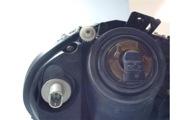 Recambio de faro delantero izquierdo para renault clio ii fase i (b/cb0) 1.9 d (b/cb0e) referencia OEM IAM 260607414R  