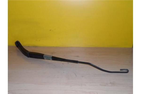 Recambio de brazo limpiaparabrisas delantero izquierdo para fiat scudo 2.0 d multijet referencia OEM IAM 140045668001  
