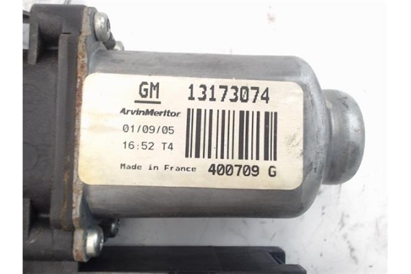 Recambio de mecanismo elevalunas delantero derecho para opel corsa c referencia OEM IAM   