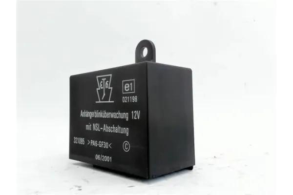 Recambio de centralita control enganche remolque para mercedes-benz v -clase (638) 2.2 v 220 cdi (638.294) referencia OEM IAM 01