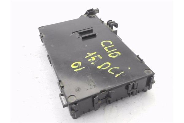 Recambio de centralita para renault clio iii 1.5 dci referencia OEM IAM 8200065817A 216589645D 