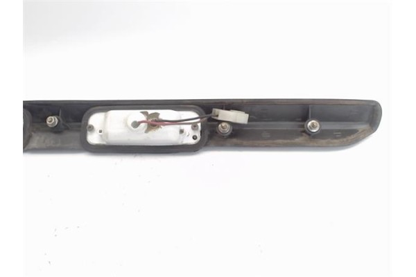 Recambio de moldura porton trasero para nissan vanette furgón (c22) 2.0 d referencia OEM IAM 9081011C00 65021 