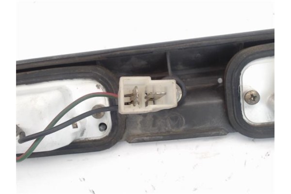 Recambio de moldura porton trasero para nissan vanette furgón (c22) 2.0 d referencia OEM IAM 9081011C00 65021 