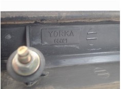 Recambio de moldura porton trasero para nissan vanette furgón (c22) 2.0 d referencia OEM IAM 9081011C00 65021 