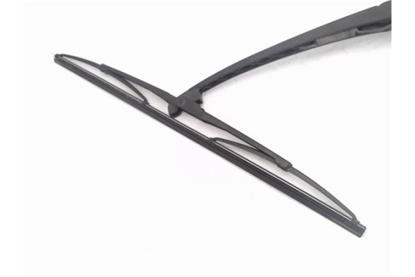 Recambio de brazo limpiaparabrisas trasero para audi a6 berlina (4b2) 2.5 tdi referencia OEM IAM 8D9955407A 100036510 8D9955407 