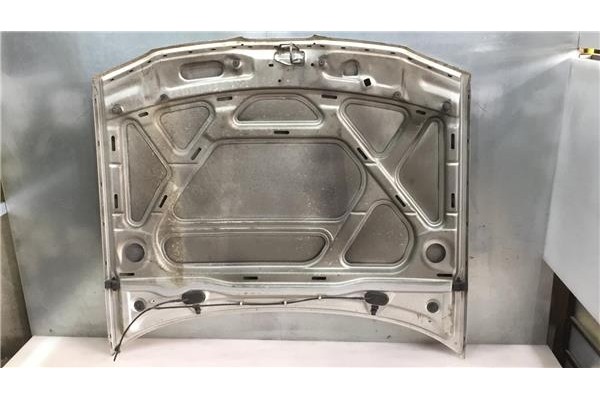 Recambio de capo para seat ibiza (6k1) 1.4 referencia OEM IAM 6K0823031B  