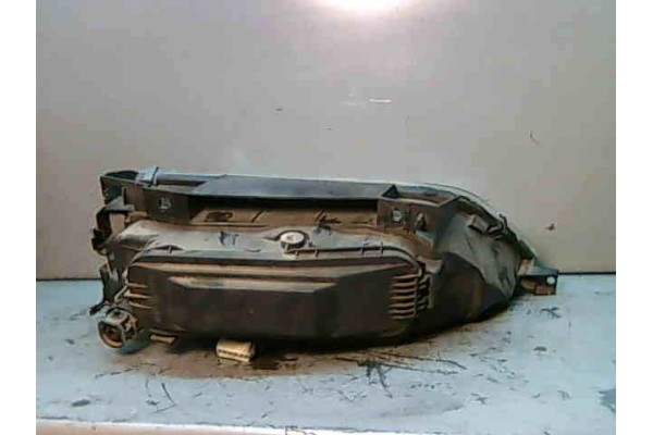 Recambio de faro delantero izquierdo para citroen xantia berlina 1.8 i 16v referencia OEM IAM 6204R9  
