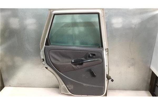Recambio de puerta trasero izquierda para seat ibiza (6k1) 1.4 referencia OEM IAM 6K4833051C  