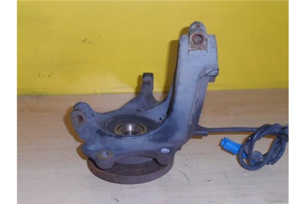 Recambio de mangueta delantero izquierda para peugeot 207 1.4 urban referencia OEM IAM 1607557480  