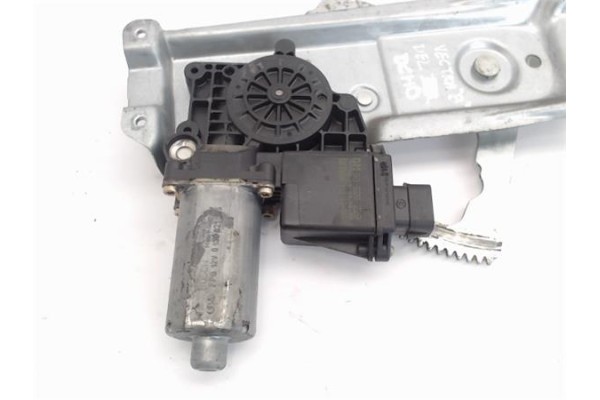 Recambio de mecanismo elevalunas delantero derecho para opel vectra b berlina referencia OEM IAM 90520228  