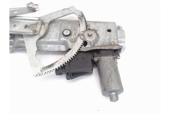 Recambio de mecanismo elevalunas delantero derecho para opel vectra b berlina referencia OEM IAM 90520228  