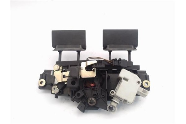 Recambio de cerradura porton para audi a6 berlina (4b2) 2.5 tdi referencia OEM IAM 8D9827565H  