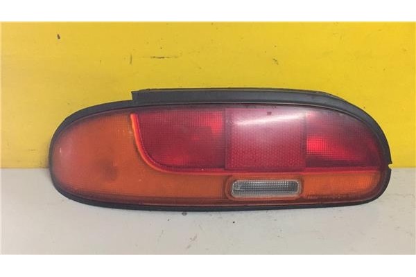 Recambio de piloto trasero izquierdo para nissan 100 nx (b13) 1.6 básico referencia OEM IAM 33063332  