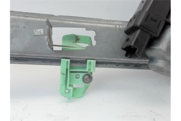 Recambio de mecanismo elevalunas delantero derecho para renault scenic ii (jm) referencia OEM IAM   