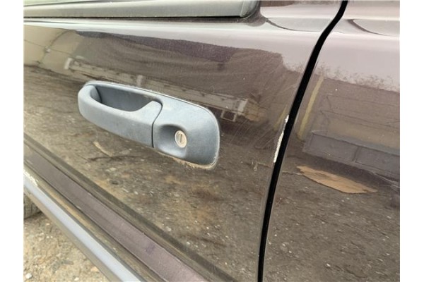 Recambio de puerta delantero izquierda para jeep grand cherokee (wj/wg) 2.7 crd laredo referencia OEM IAM 55135921AG  