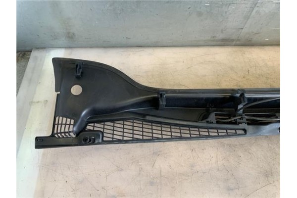 Recambio de torpedo para citroen xsara picasso 2.0 hdi referencia OEM IAM 8251G8  