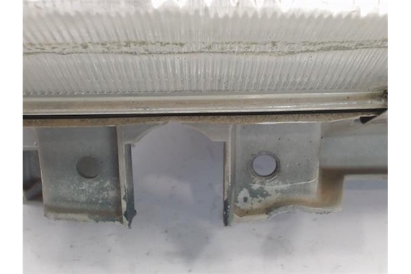 Recambio de faro delantero izquierdo para renault laguna (b56) referencia OEM IAM 77008204122 085310 
