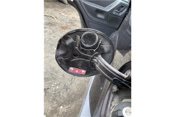 Recambio de tapa exterior combustible para jeep grand cherokee (wj/wg) 2.7 crd laredo referencia OEM IAM 55135514AB  