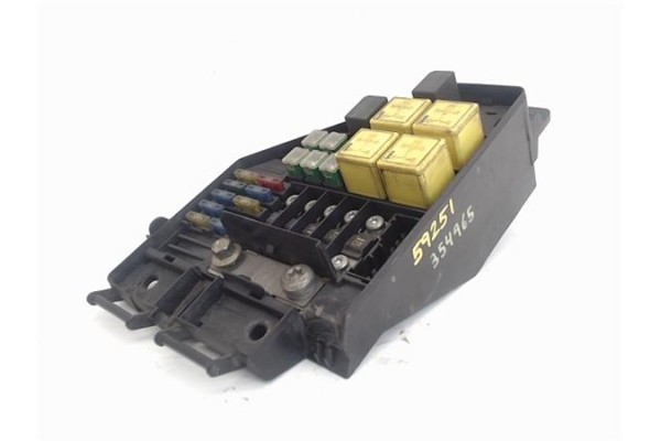 Recambio de caja fusibles/rele para land rover freelander (ln) 2.0 di referencia OEM IAM YQE103530  