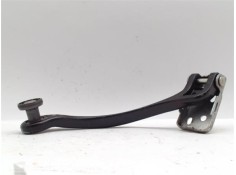 BISAGRA SUP. PUERTA TRASERO DERECHA 