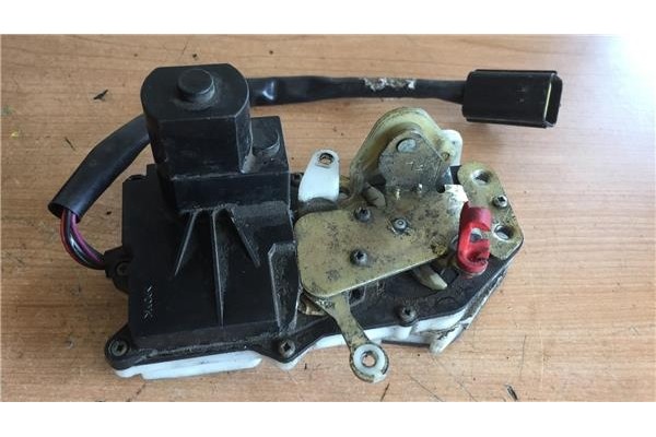 Recambio de cierre electromagnetico delantero izquierdo para rover serie 25 (rf) 1.4 classic (3-ptas.) [1,4 ltr. - 62 kw 16v cat