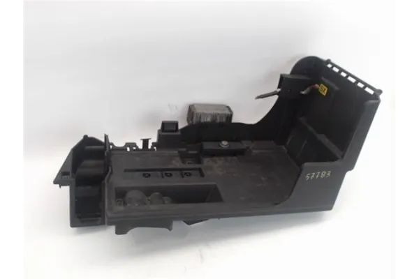 Recambio de protector soporte bateria para opel vectra c berlina 2.2 dti 16v referencia OEM IAM 09115187 0086022 