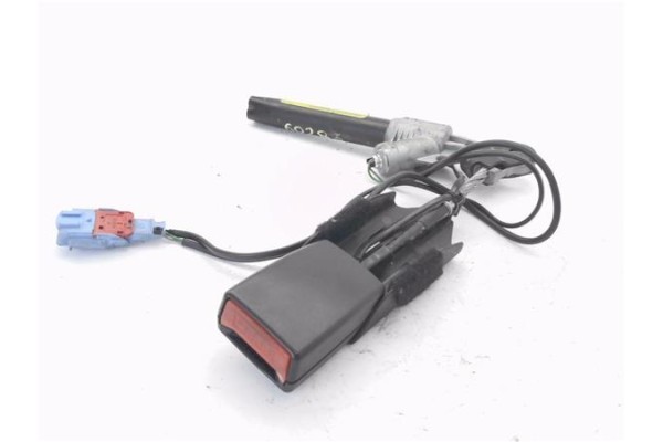 Recambio de anclaje cinturon delantero izquierdo para citroen c2 1.4 referencia OEM IAM 9640676877 TRW33022955 
