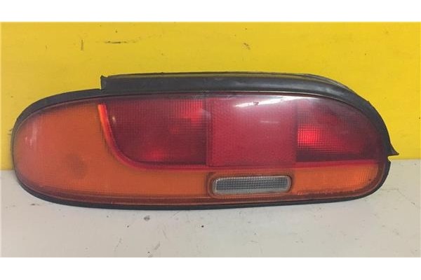 Recambio de piloto trasero izquierdo para nissan 100 nx (b13) 1.6 básico referencia OEM IAM 33063332  
